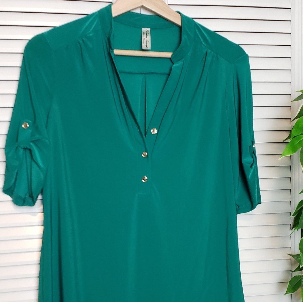 Kelly Green Blouse